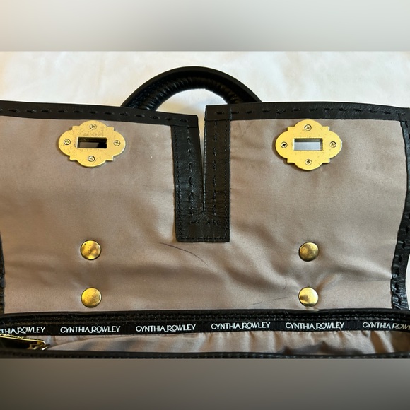 Cynthia Rowley Black Leather Top-Handle Purse - Picture 9 of 16